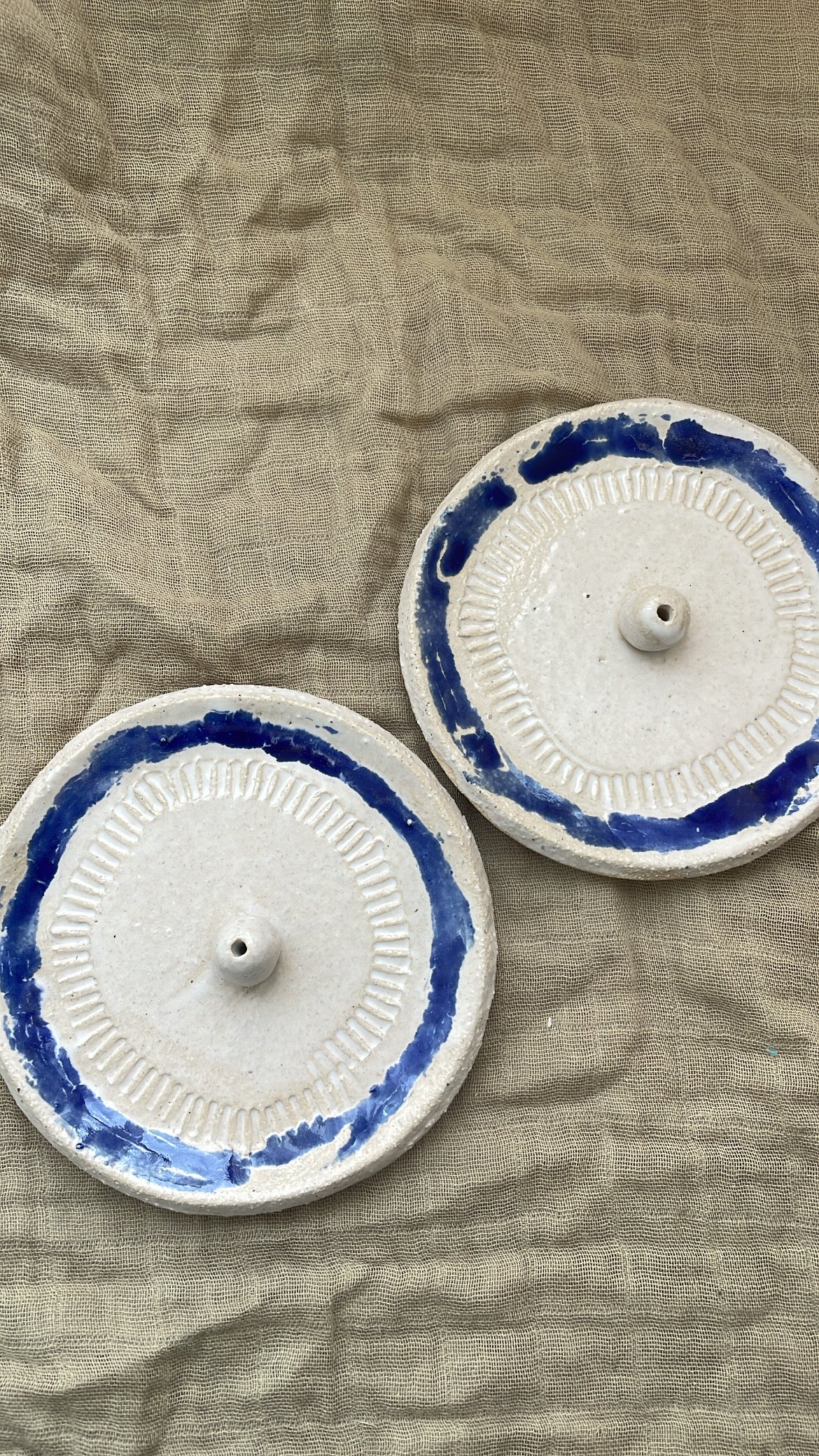 Ceramic incense burner