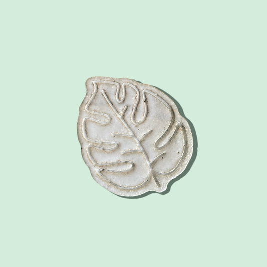 Ceramic Leaf magnet